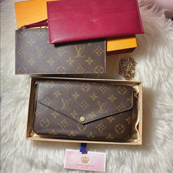 Sold on layaway in IG ❤️ Felicie with inserts - Picture 1 of 10